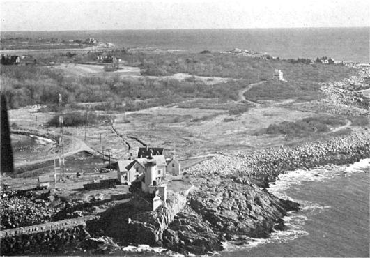 An old picture of Eastern Point Lighthouse